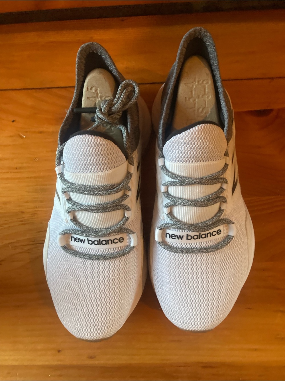 New Balance Roav White and Gray Lightweight Athletic Sneaker - Picture 2 of 4